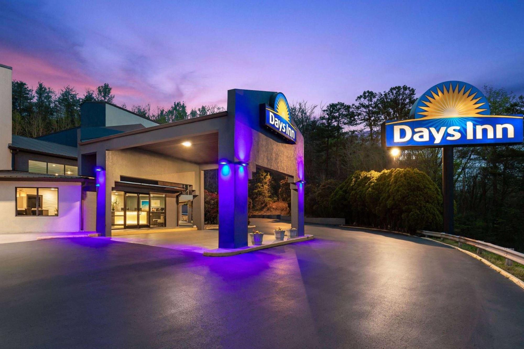 Days Inn By Wyndham Chattanooga Lookout Mountain West Eksteriør billede