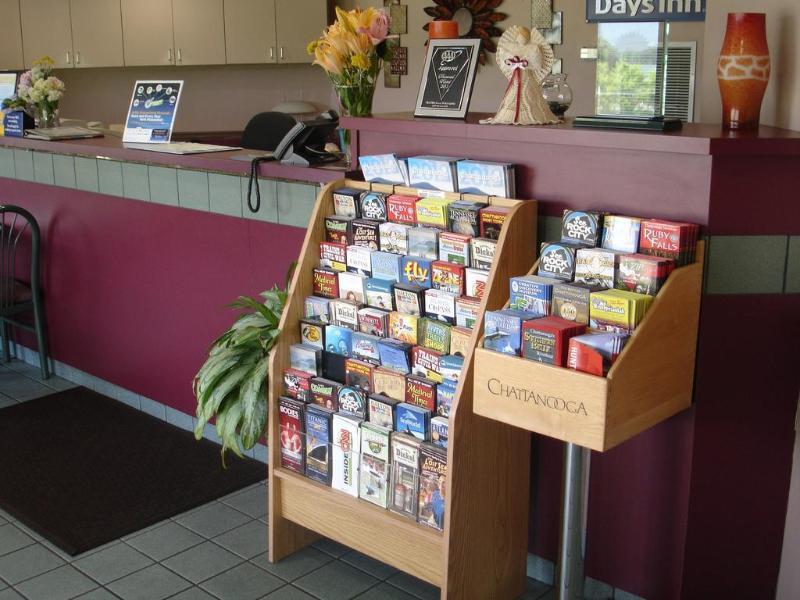 Days Inn By Wyndham Chattanooga Lookout Mountain West Eksteriør billede