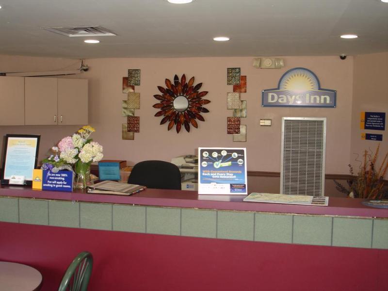 Days Inn By Wyndham Chattanooga Lookout Mountain West Eksteriør billede